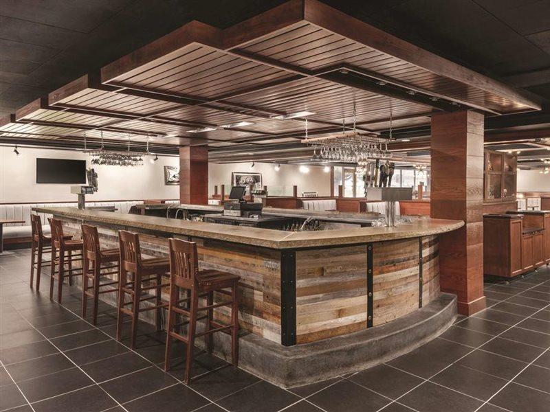 Clarion Hotel Milwaukee Airport מראה חיצוני תמונה