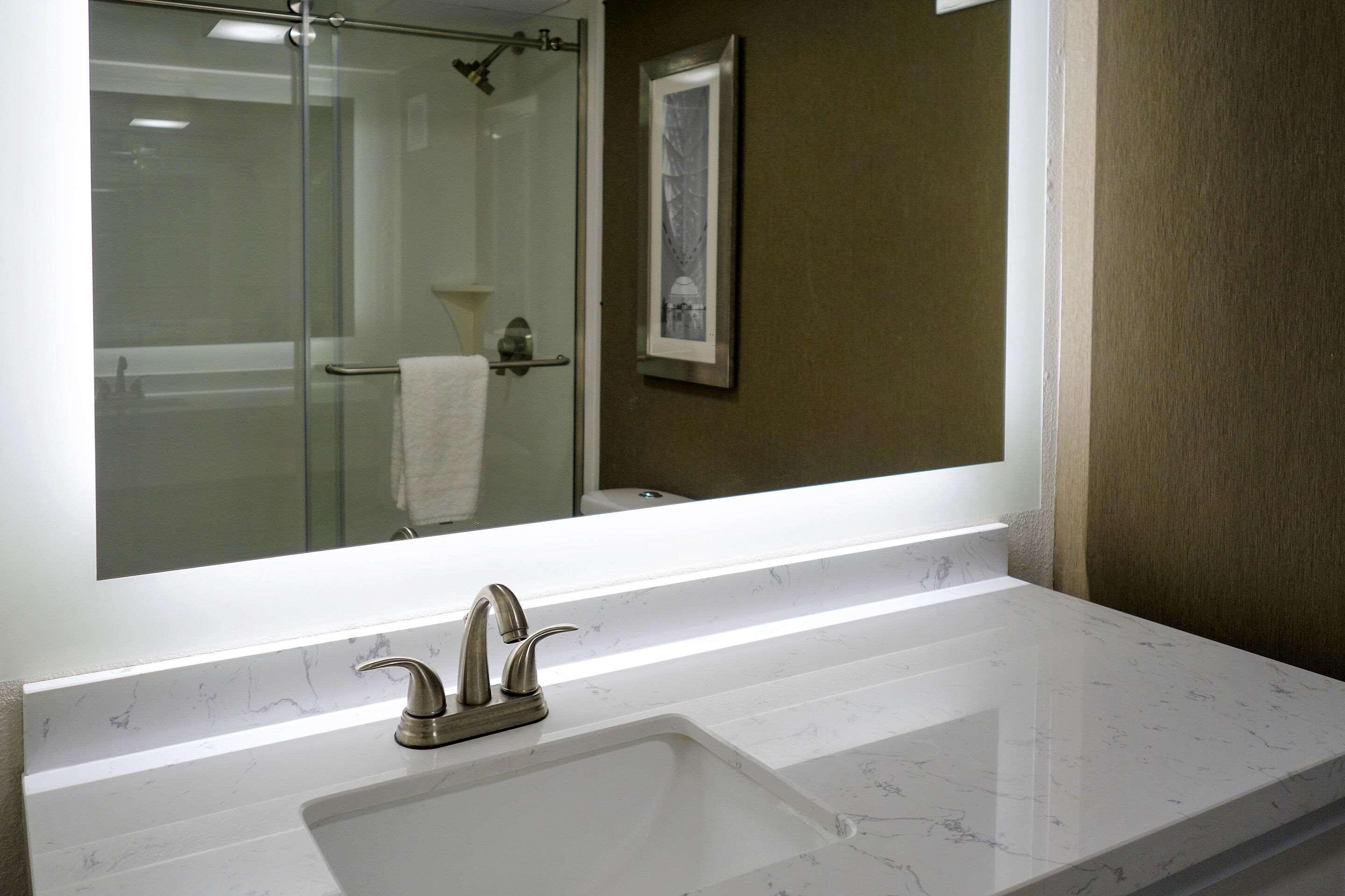 Clarion Hotel Milwaukee Airport מראה חיצוני תמונה