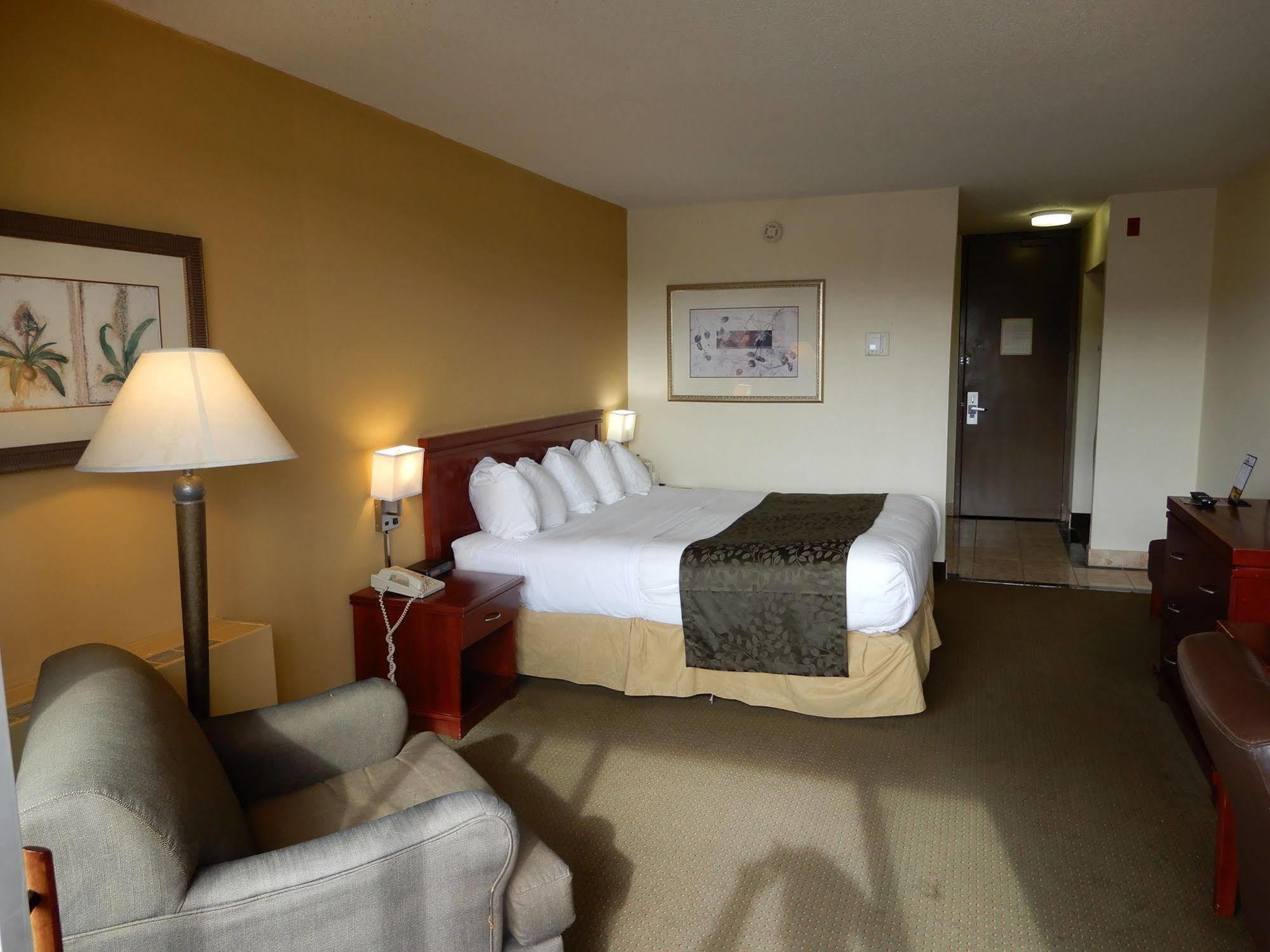 Clarion Hotel Milwaukee Airport מראה חיצוני תמונה