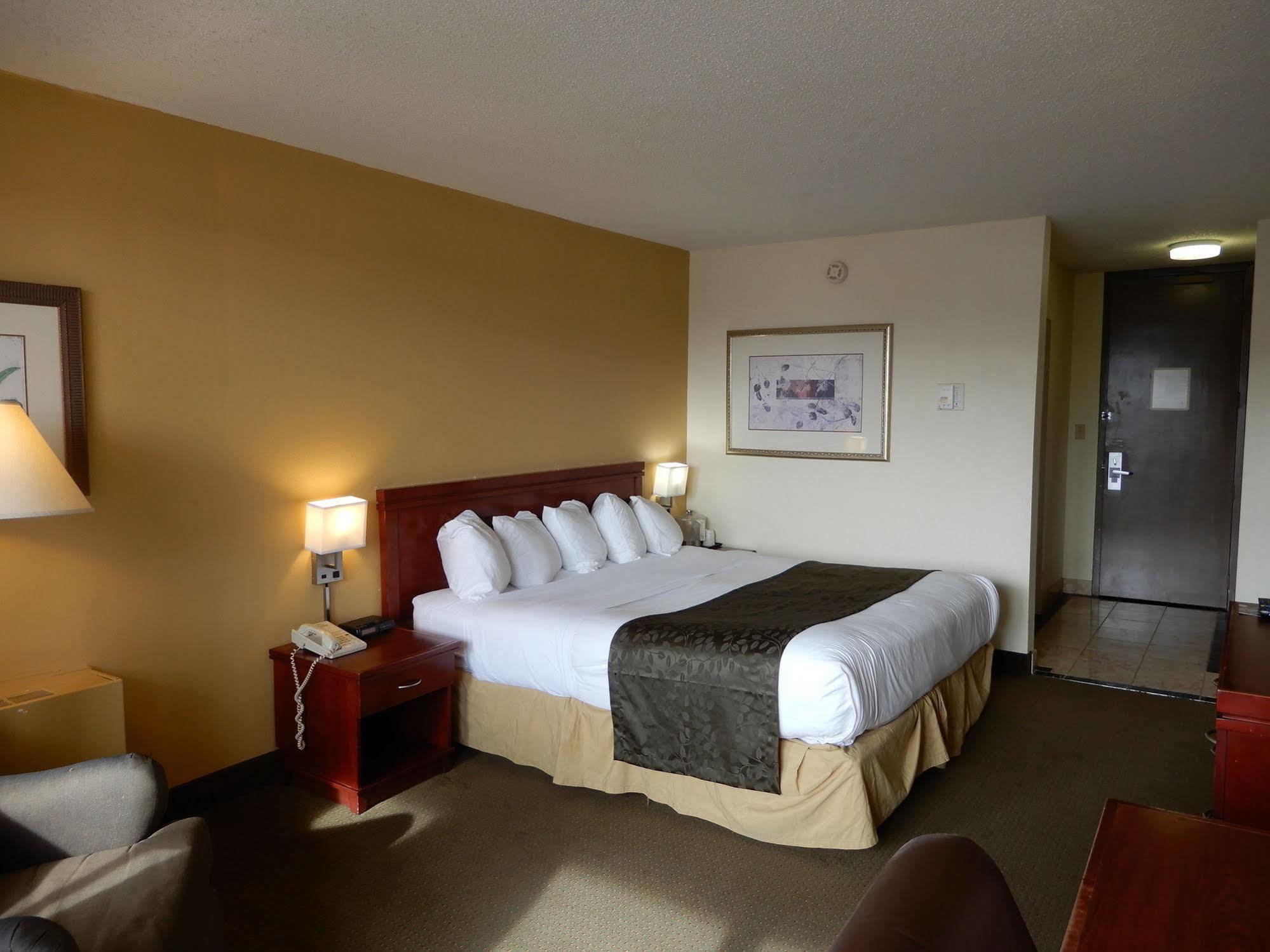 Clarion Hotel Milwaukee Airport מראה חיצוני תמונה