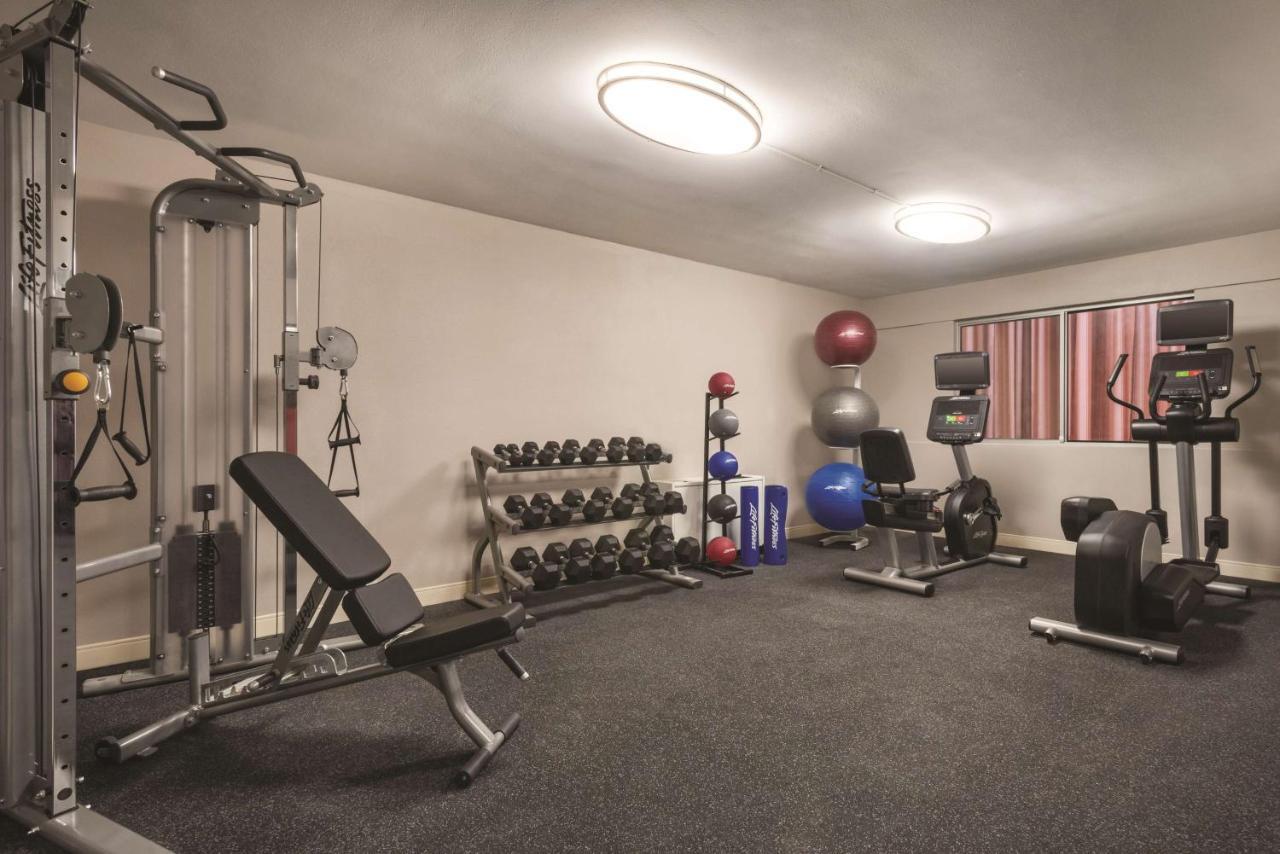 Clarion Hotel Milwaukee Airport מראה חיצוני תמונה